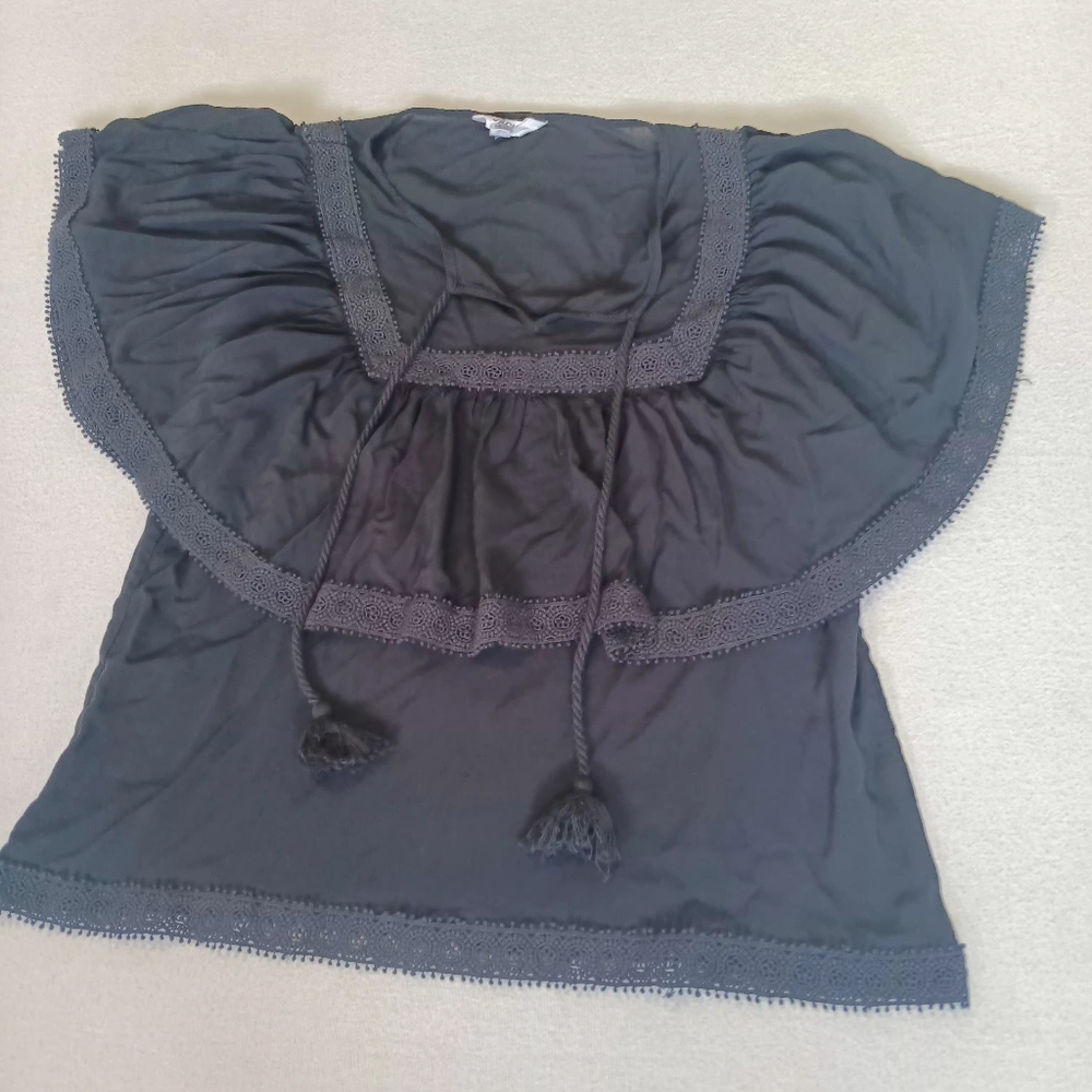 BB Dakota Boho Black Short Sleeve Tassel Blouse XS Cottagecore Feminine
